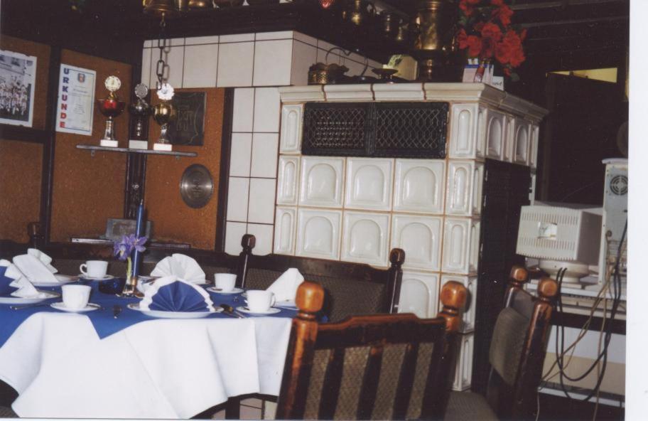 Hotel Alt Wassenberg Екстериор снимка