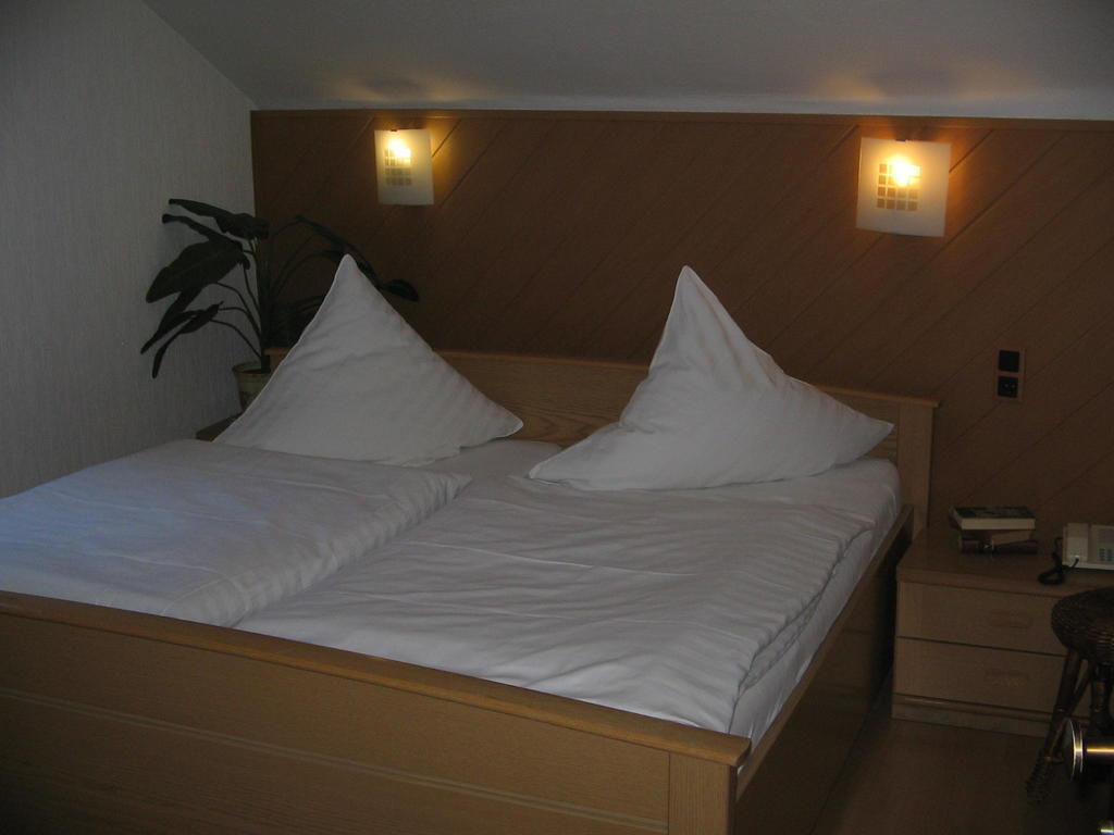Hotel Alt Wassenberg Стая снимка